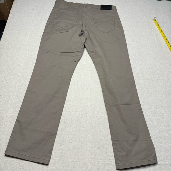 ENGLISH LAUNDRY Men’s 34x30 Stretch Flat Front Casual Chino Pants Khaki - Picture 3 of 7